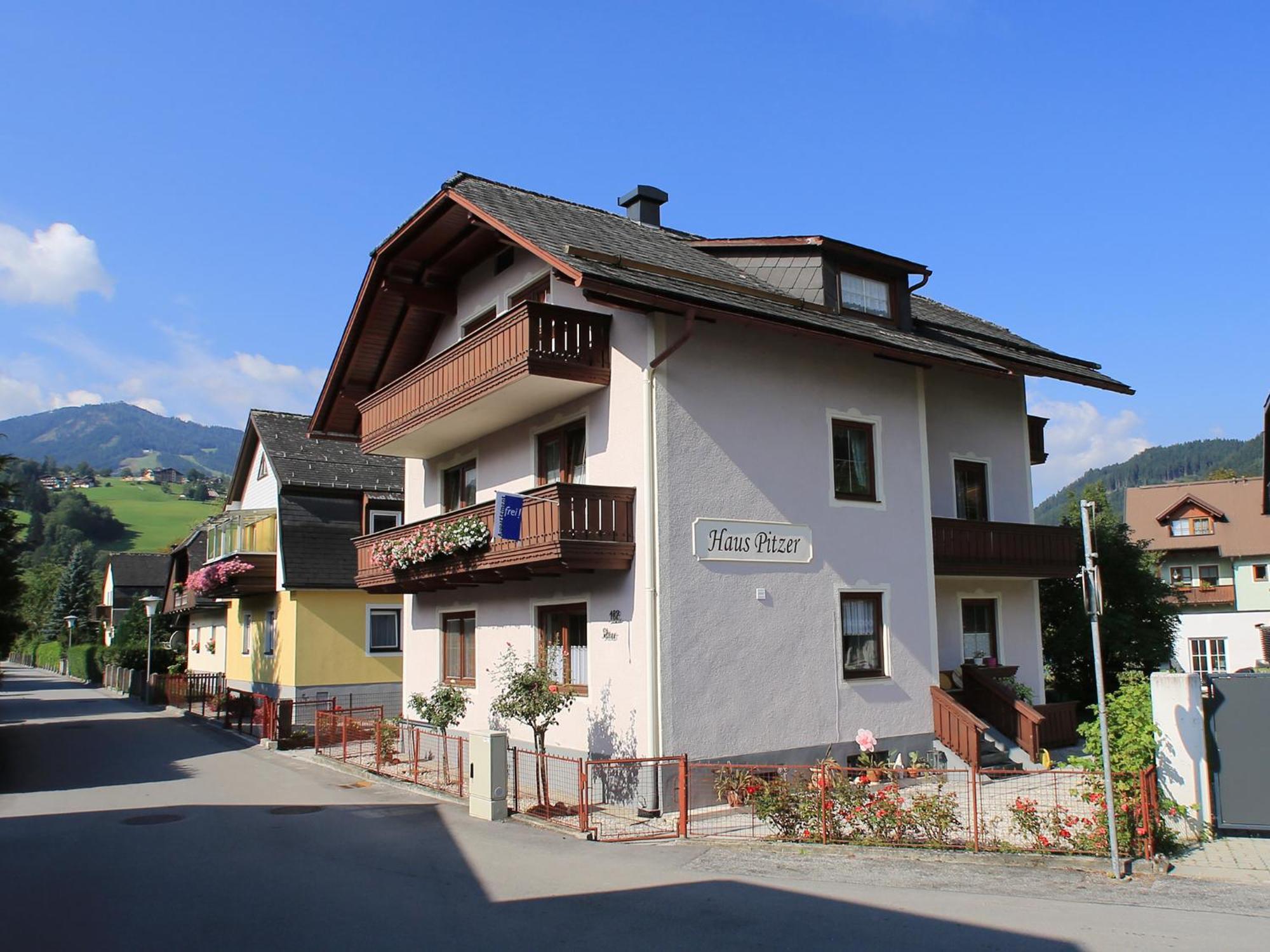 Haus Pitzer/Apartments Troicher Schladming Exteriör bild
