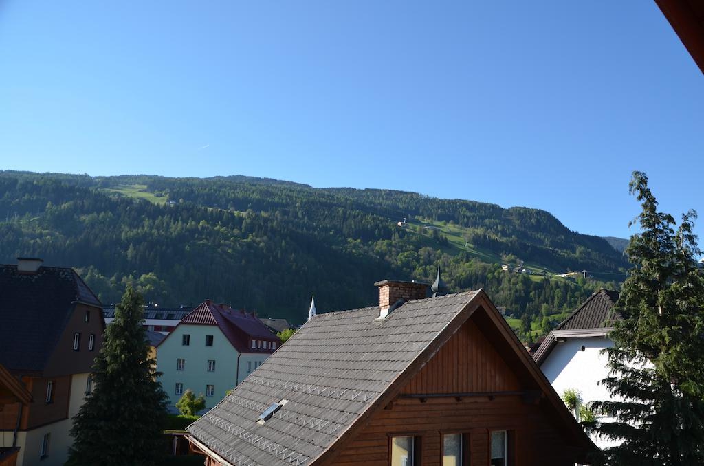 Haus Pitzer/Apartments Troicher Schladming Exteriör bild